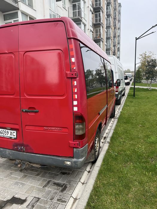 Mercedes-Benz Sprinter