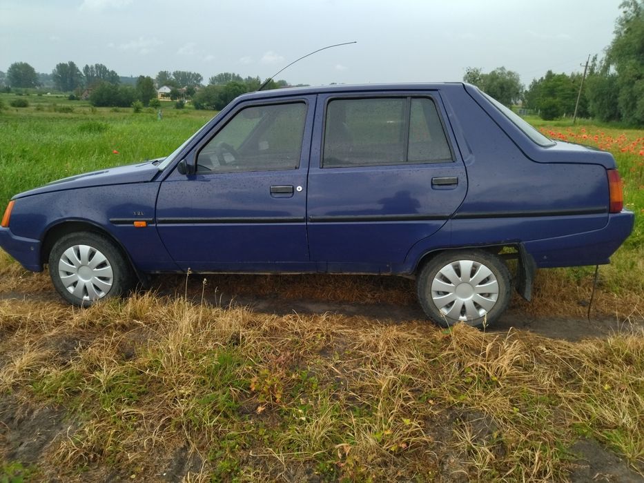 Продам ЗАЗ 1103 Славута 2003