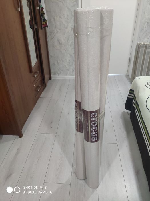 Продам вінілові шпалери...