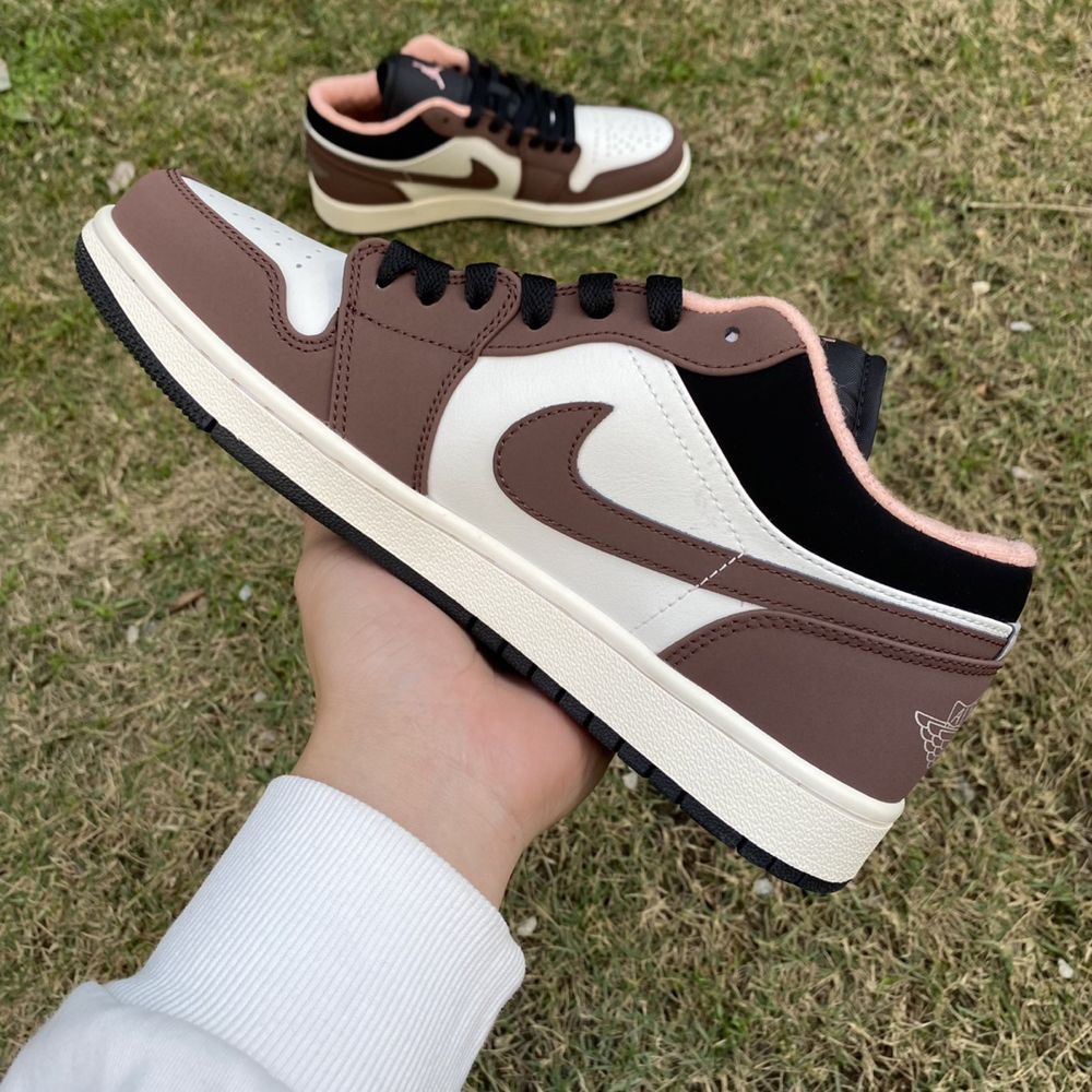 Кросівки Nike Air Jordan 1 Low Mocha Джордан Мока шоколад AJ1 original