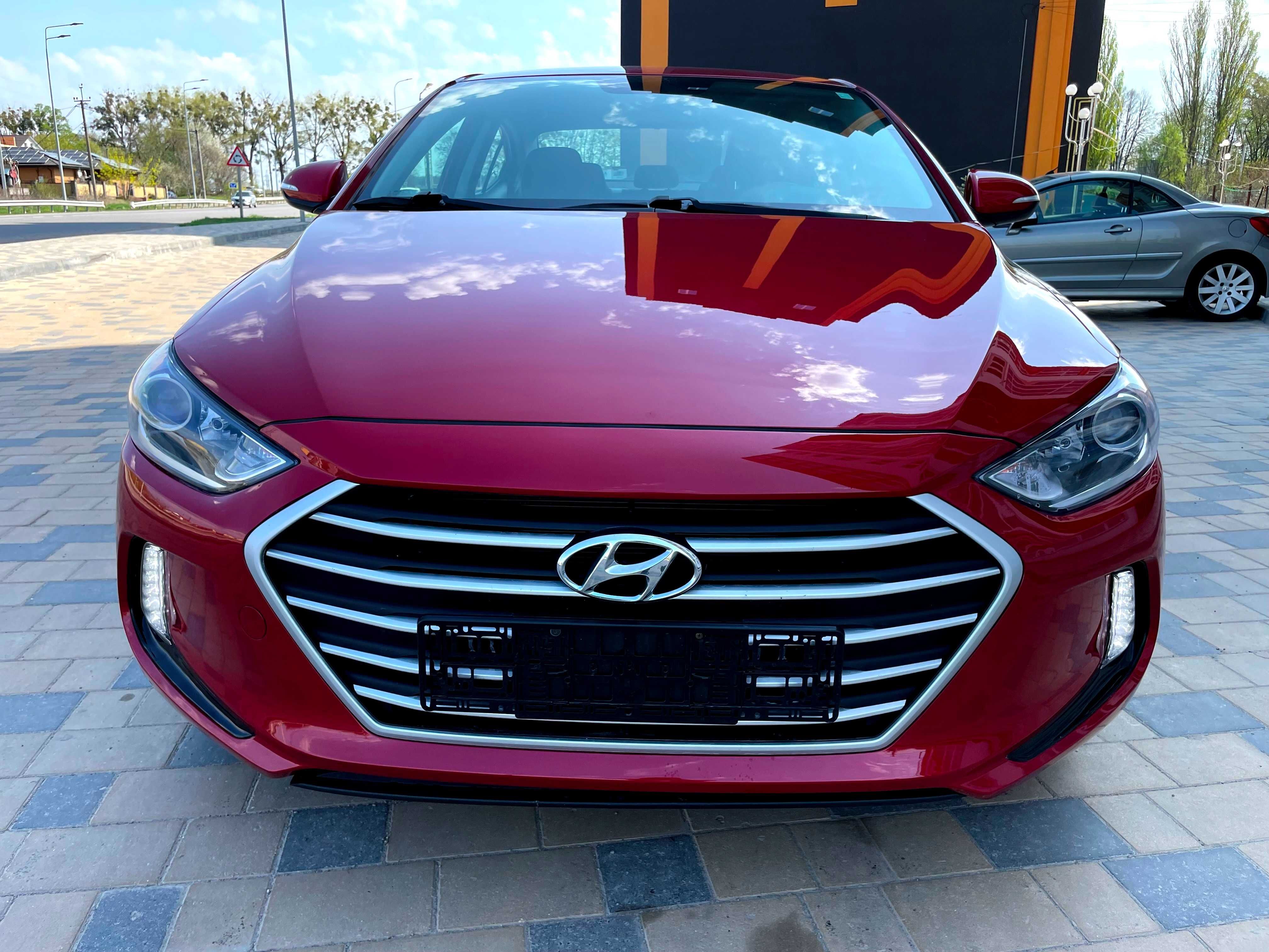 Продам Hyundai Elantra 2.0 автомат