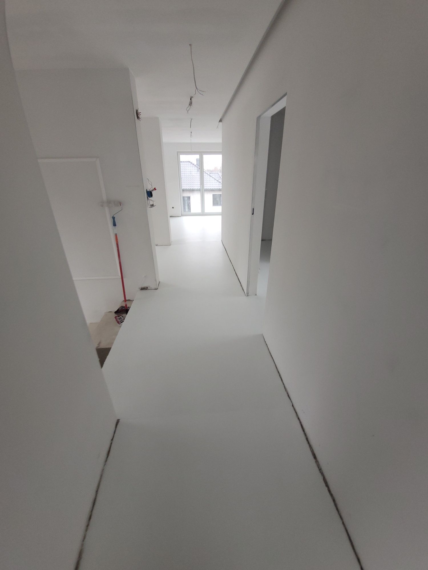 Mikrocement . Podłoga z mikrocementu . Schody . Beton . Mikrobeton .