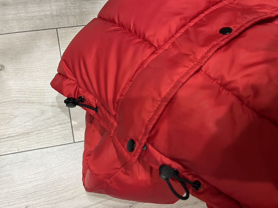 Куртка Zara червона  демісезон осінь
