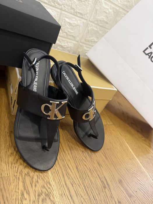 Шльопанці Michael Kors оригінал 37-38