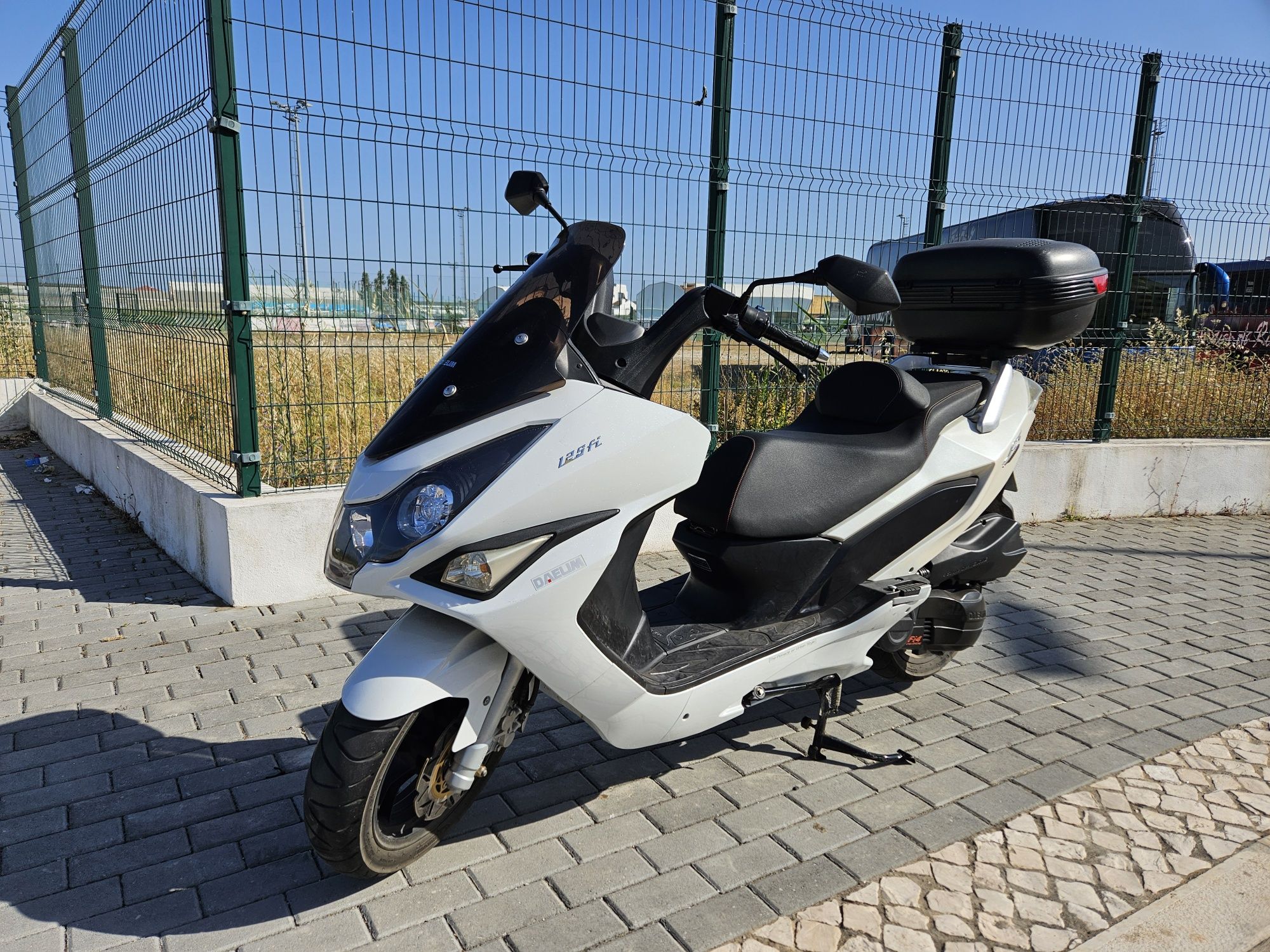 Daelim s3 8000km