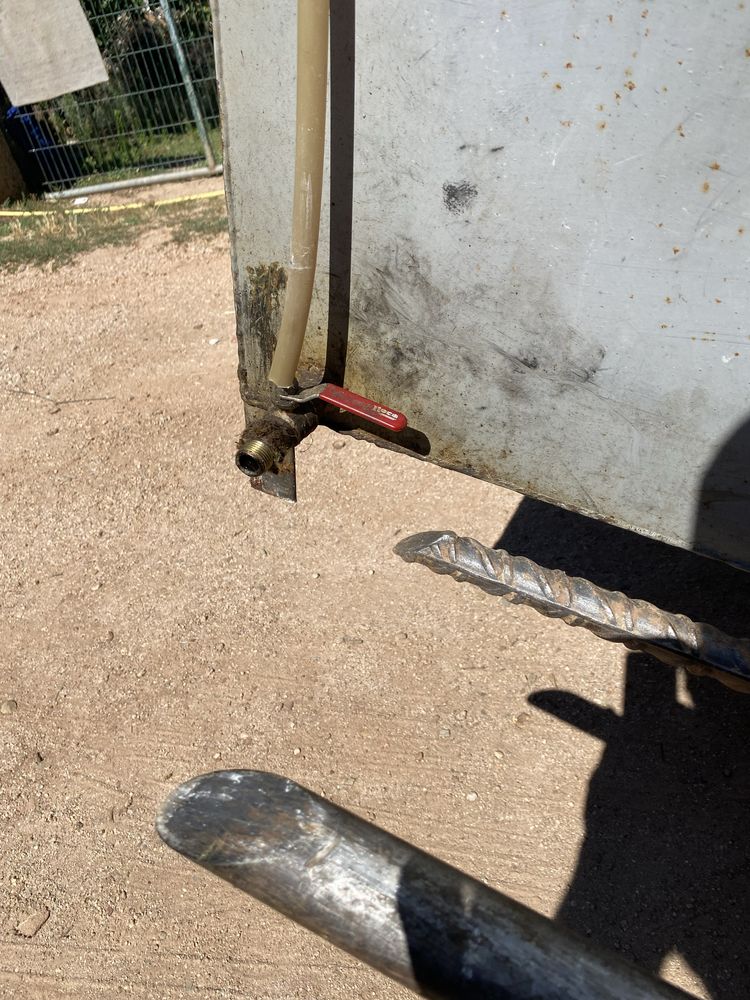 Deposito 2000l em chapa metalica