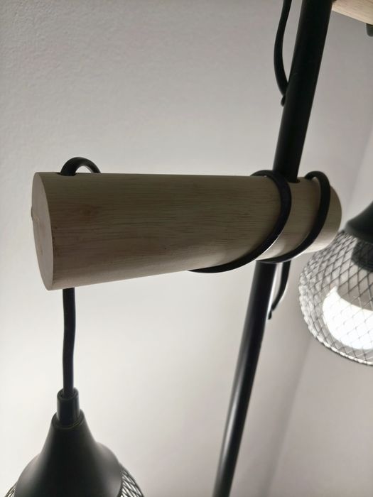 Candeeiro de pé com 1,65cm