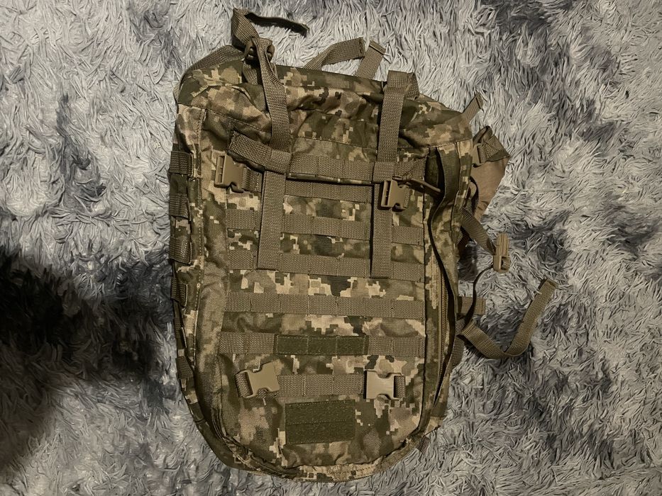 Продам бойовий портфель піксель