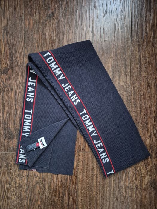 Tommy Jeans oryginalny damski granatowy szalik 100% bawełna