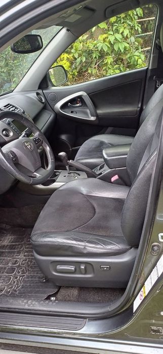 Toyota RAV4 bogata wersja, zadbana