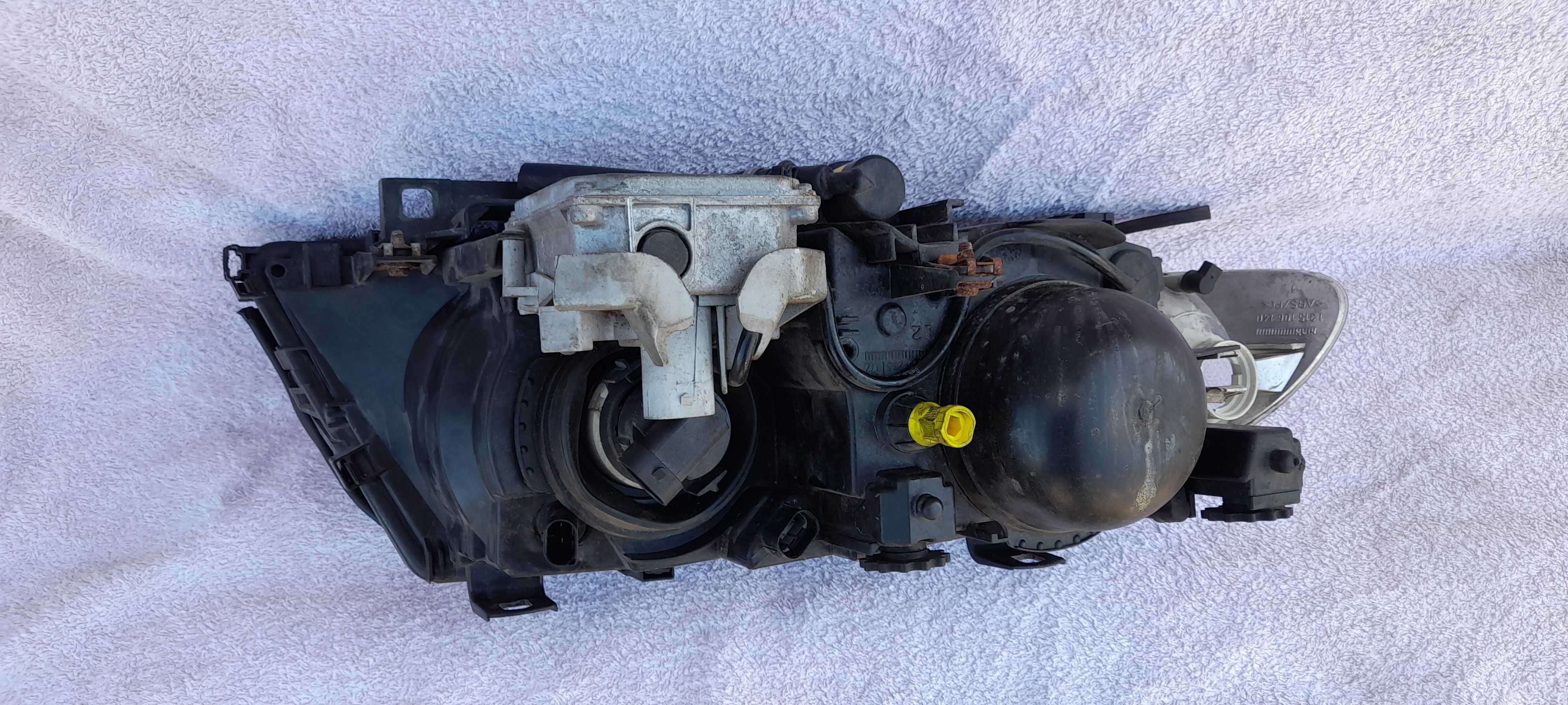 BMW E46 limuzyna lampa przód lewa xenon sprysk kompletna