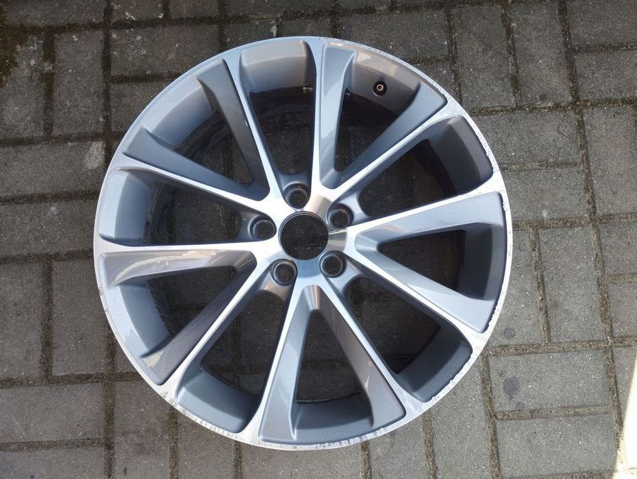 Felga 7,5J 19 ET50 Volvo V40 Cross Country CC 31381455