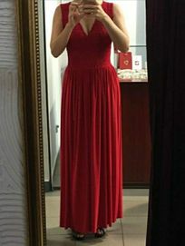 Długa czerwona sukienka S