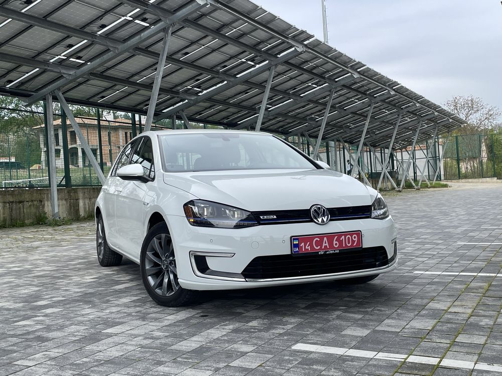 Volkswagen E-GOLF