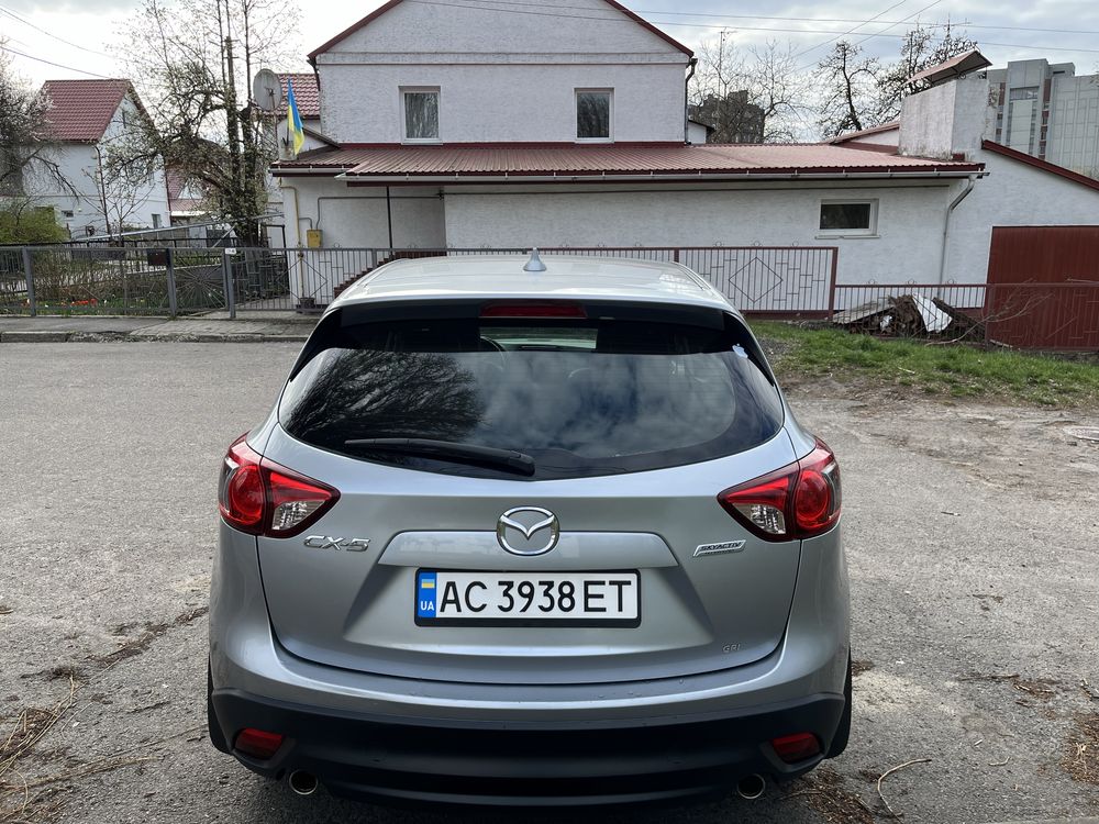 Mazda cx5 2016 року бензин