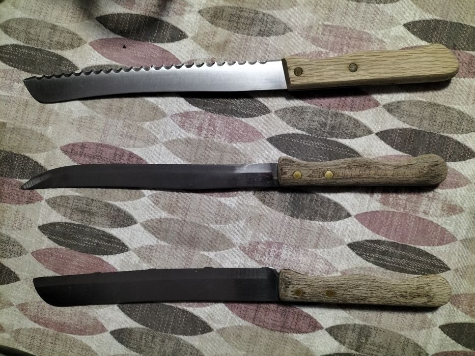 Vende-se facas de cozinha