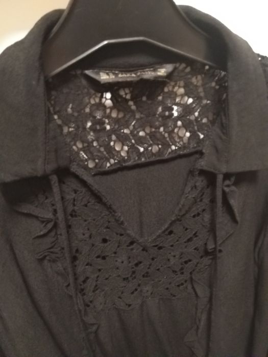 Camisa Zara com renda