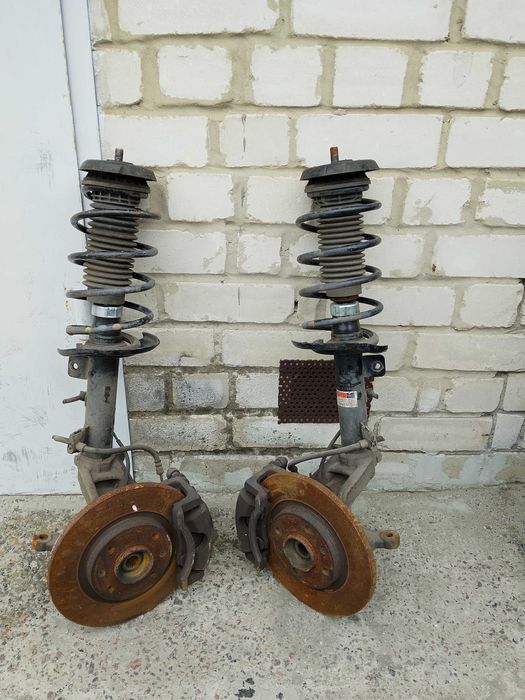 Стійки передні Citroen C-Elysee амортизатор диск