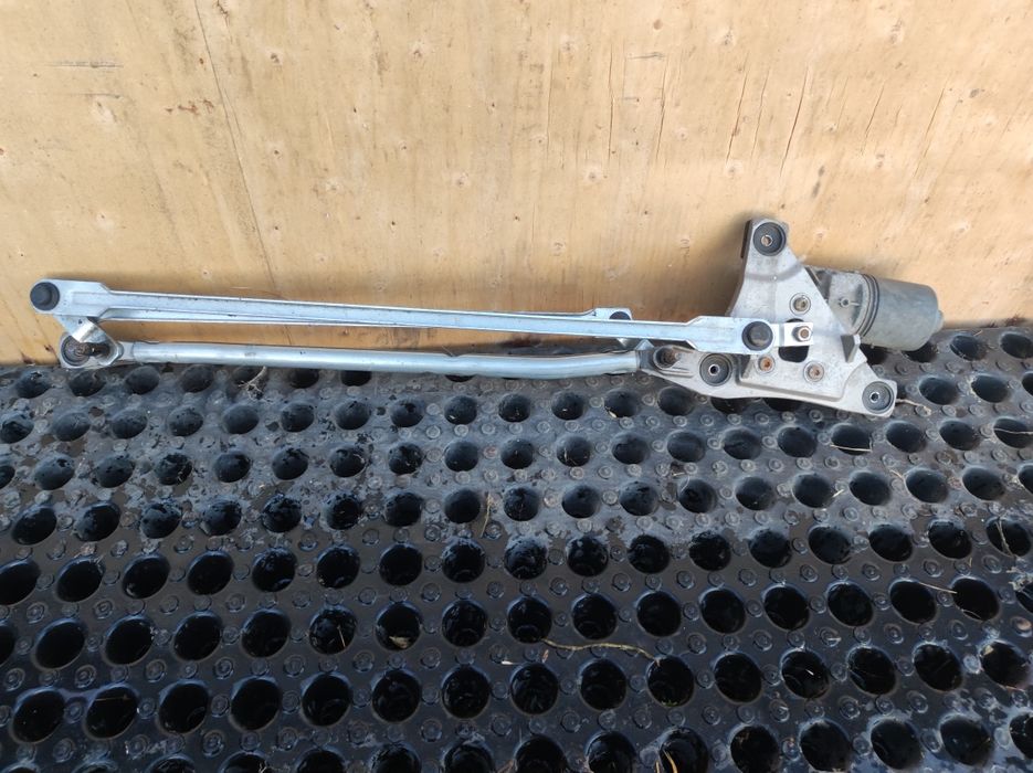 Mechanizm wycieraczek przód Volvo V50 S40ll C30