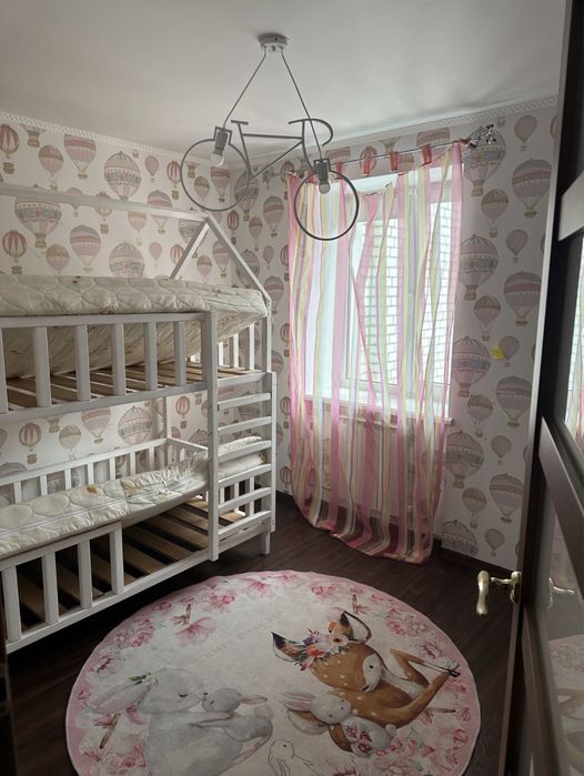 Сдається 3х квартира з автономним опаленням  та паркінгом