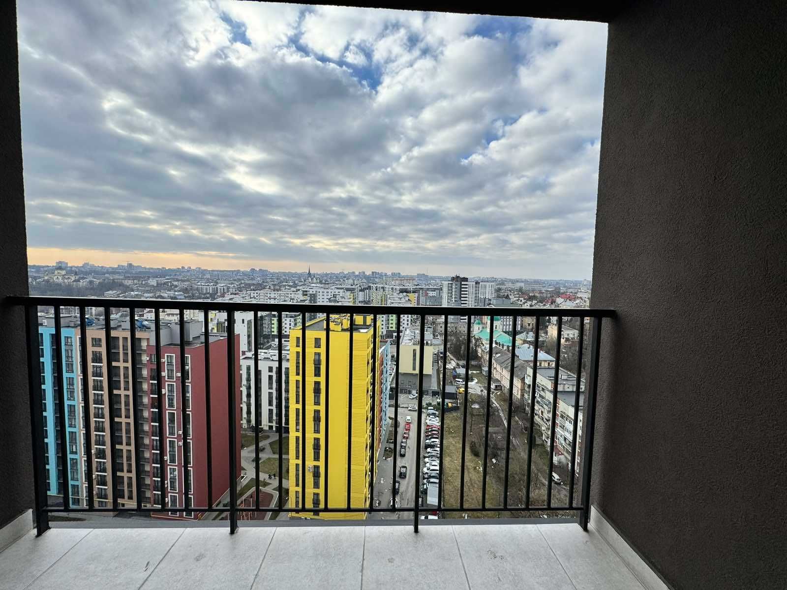 Продаж прекрасної квартири в ЖК Семицвіт з неймовірним видом на місто
