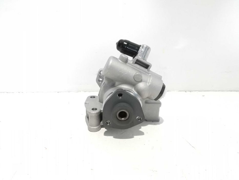 C KLASA W203 200CDU 220 270 CDI pompa wspomagania