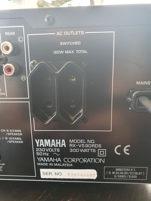 Amplituner Yamaha RX-V590RDS