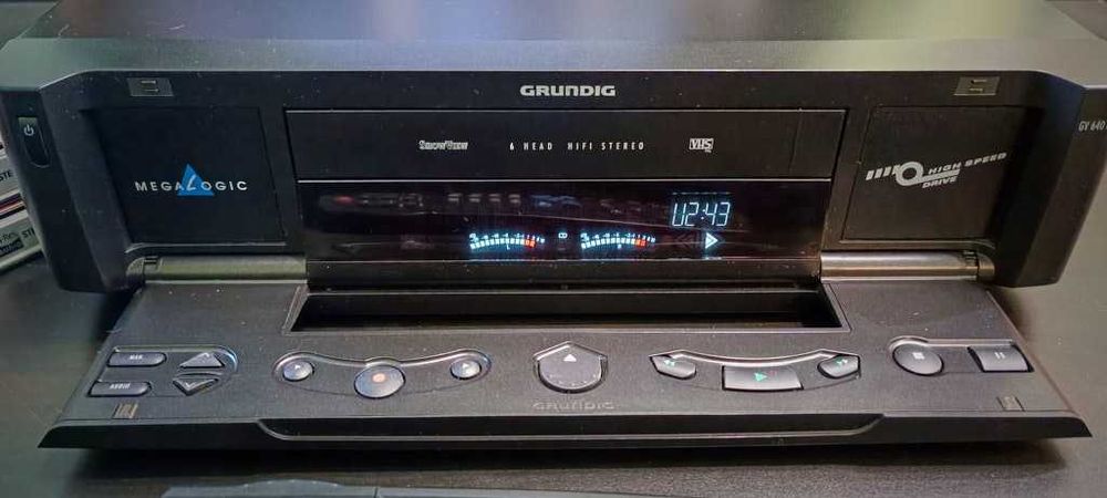 HiFi стерео відеомагнітофон GRUNDIG GV 640 HIFI 6 голів! + пульт