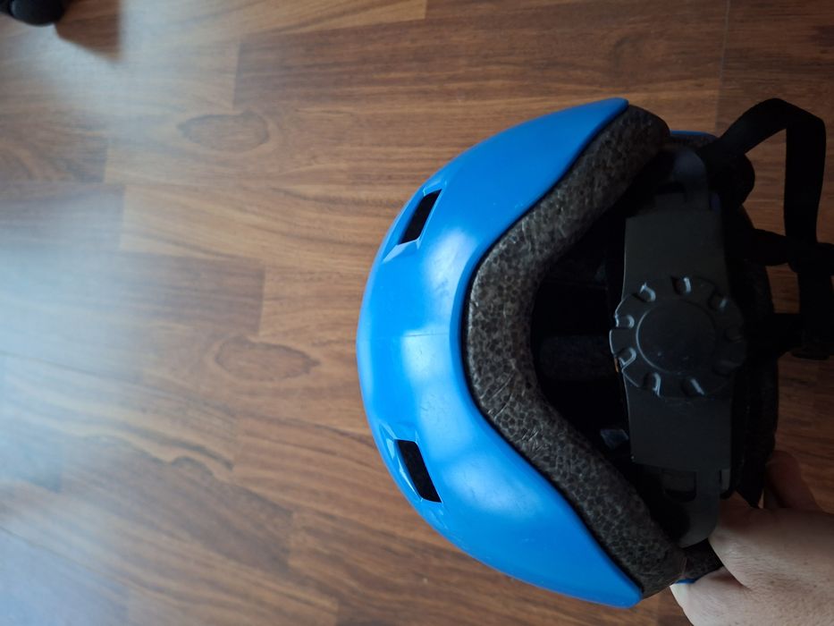 Capacete e conjunto de protecção