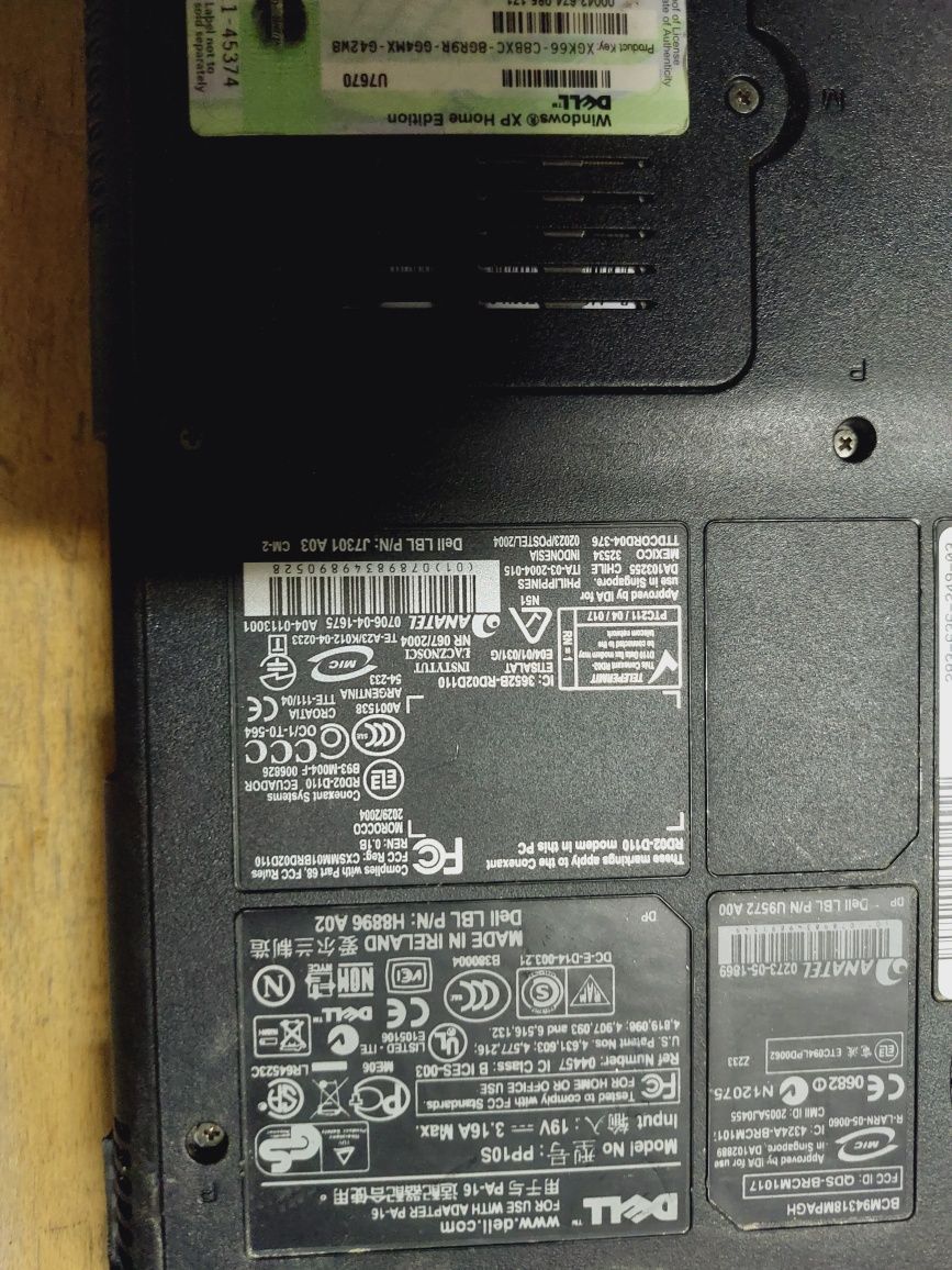 Laptop Dell INSPIRON 2200 - na części