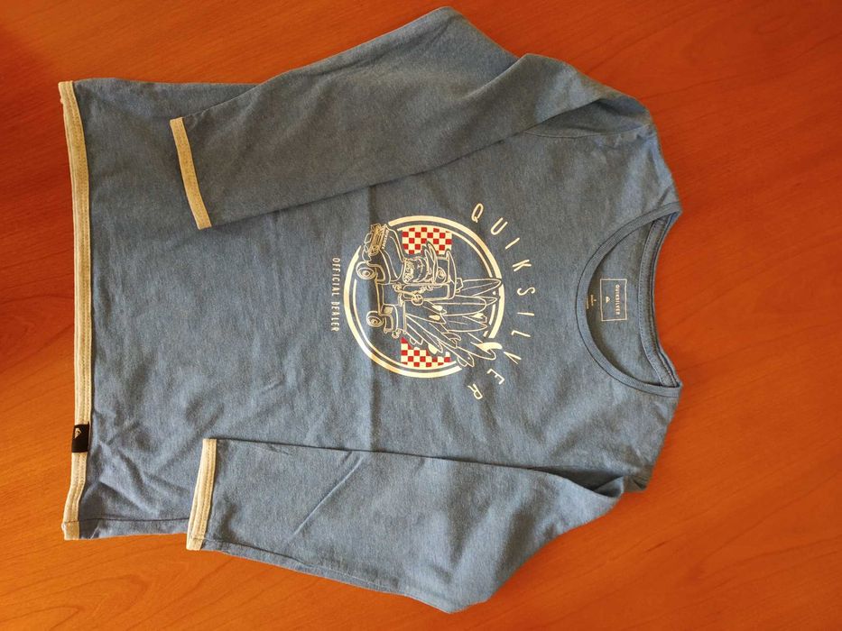 sweatshirts Quicksilver 5 anos