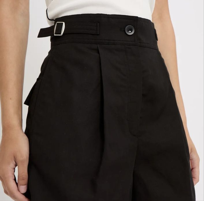 Шорти COS високі льон