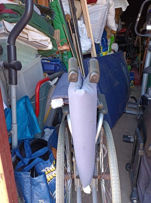 cadeira de rodas simples