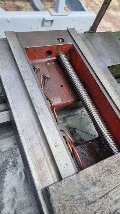 Tokarka PORĘBA TR 70B