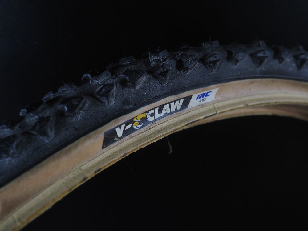 NOWA opona IRC V-Claw 700x41C retro gravel cross Japan