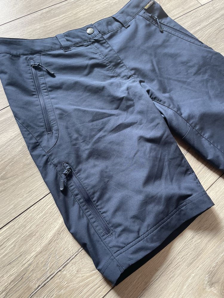 Шорти jack wolfskin