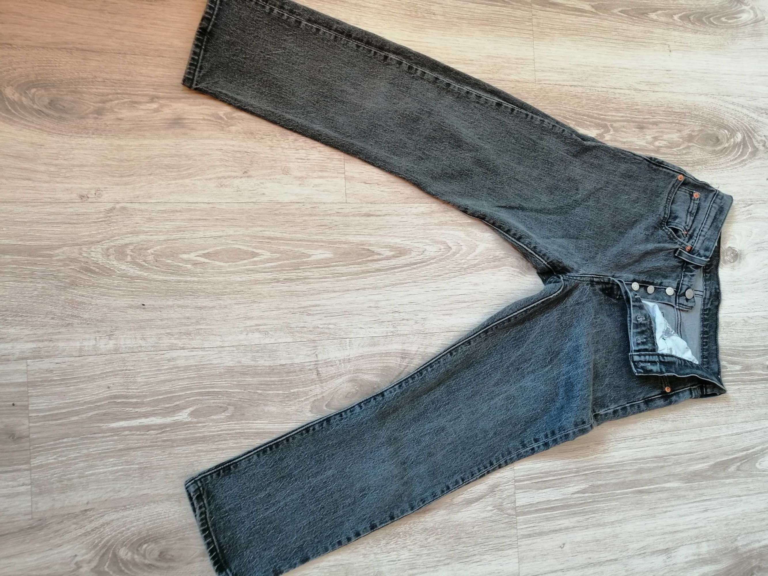 Spodnie damskie LEVIS PREMIUM szare