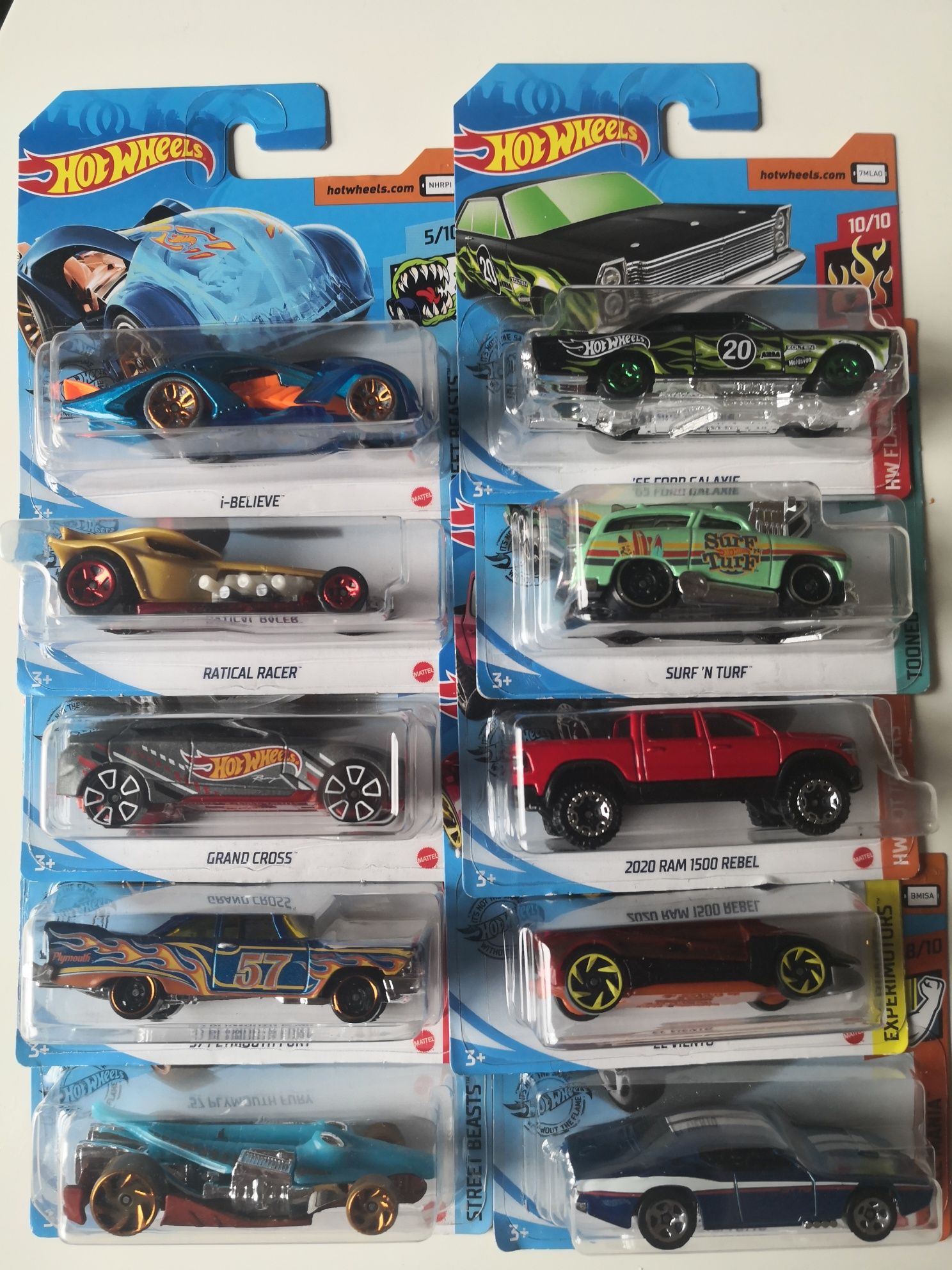 Auta Hot Wheels 10 sztuk