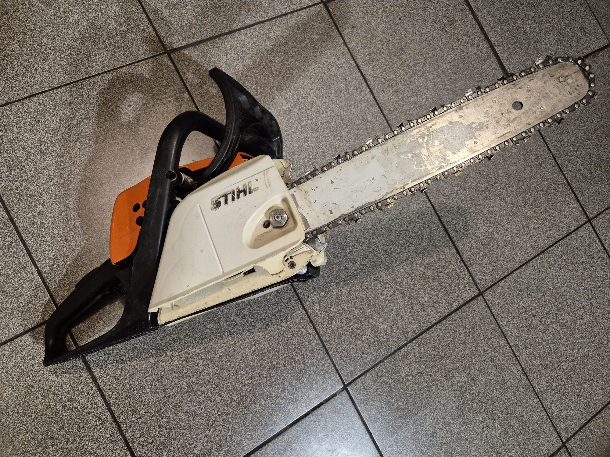 Piła Stihl MS 211 moc 2,3KM
