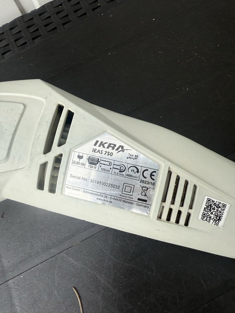 Ikra IEAS 750 Elektryczna Pilarka na wysiegniku
