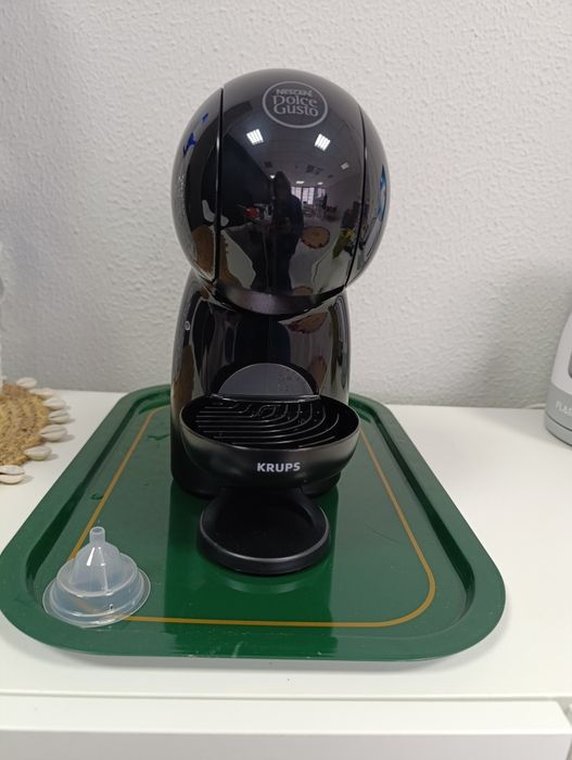Máquina de café Dolce Gusto "Piccolo XS"
Usada como nova, usada duran
