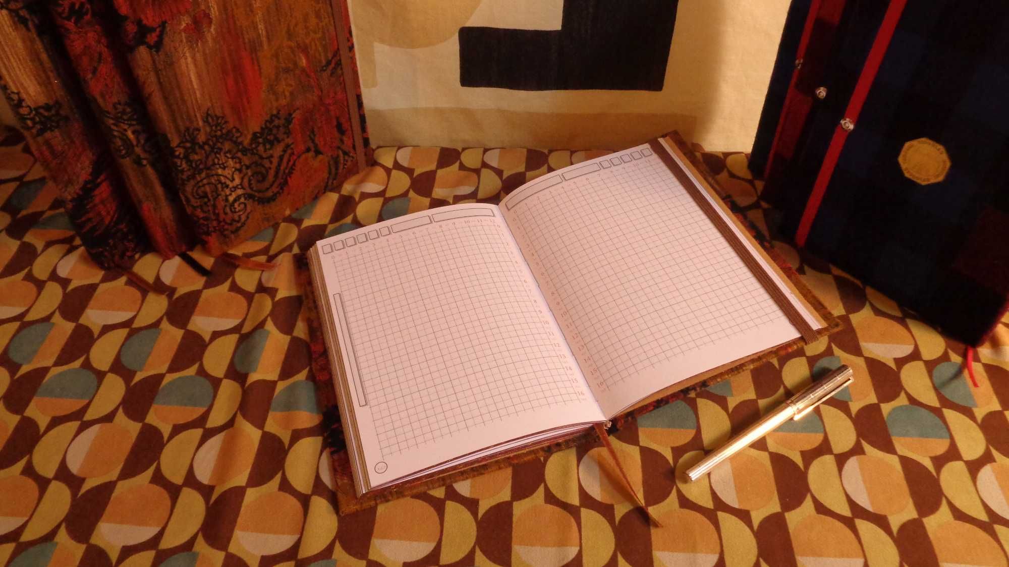 Caderno A5 - Costura Clássica. Feito à mão. Sólido e Elegante.