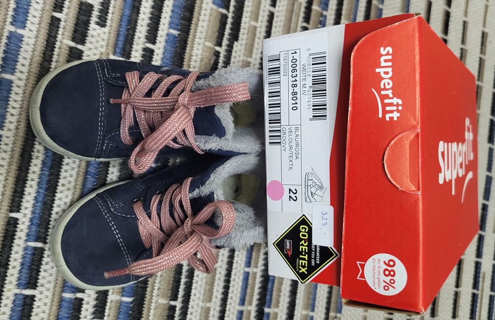 Zimowe buty SUPERFIT dla dziewczynki rozm 22
