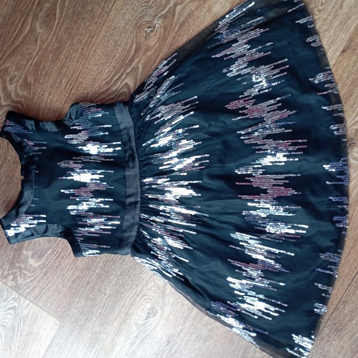 Нарядные платья на любой вкус