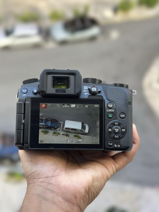 Panasonic Lumix DMC G7 WiFi/4k video com lente 14-42mm e bolsa