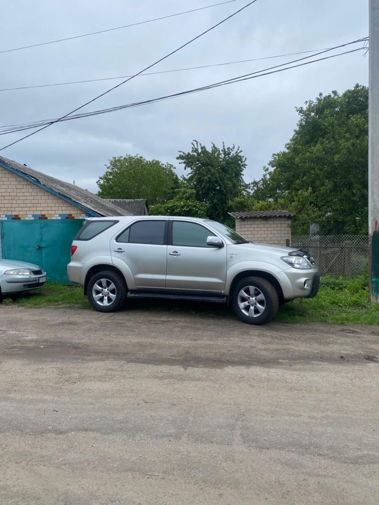 Обміняю позашляховик на бус мікроавтобус