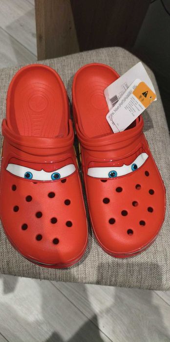 crocs mcqueen red