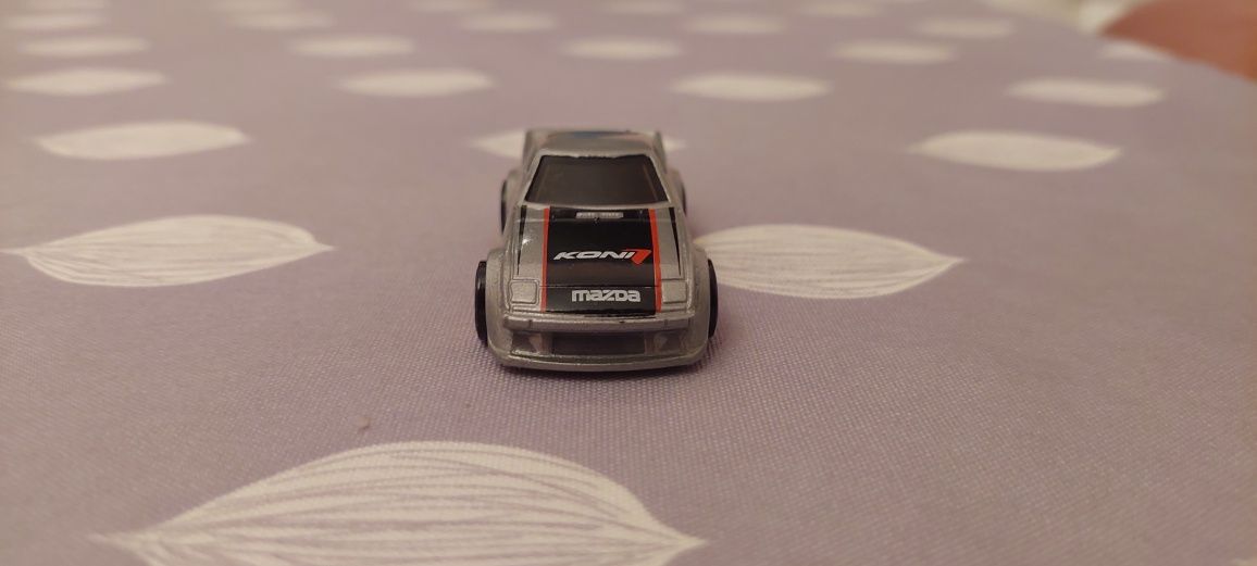 Hot Wheels, Mazda RX-7, 1:64