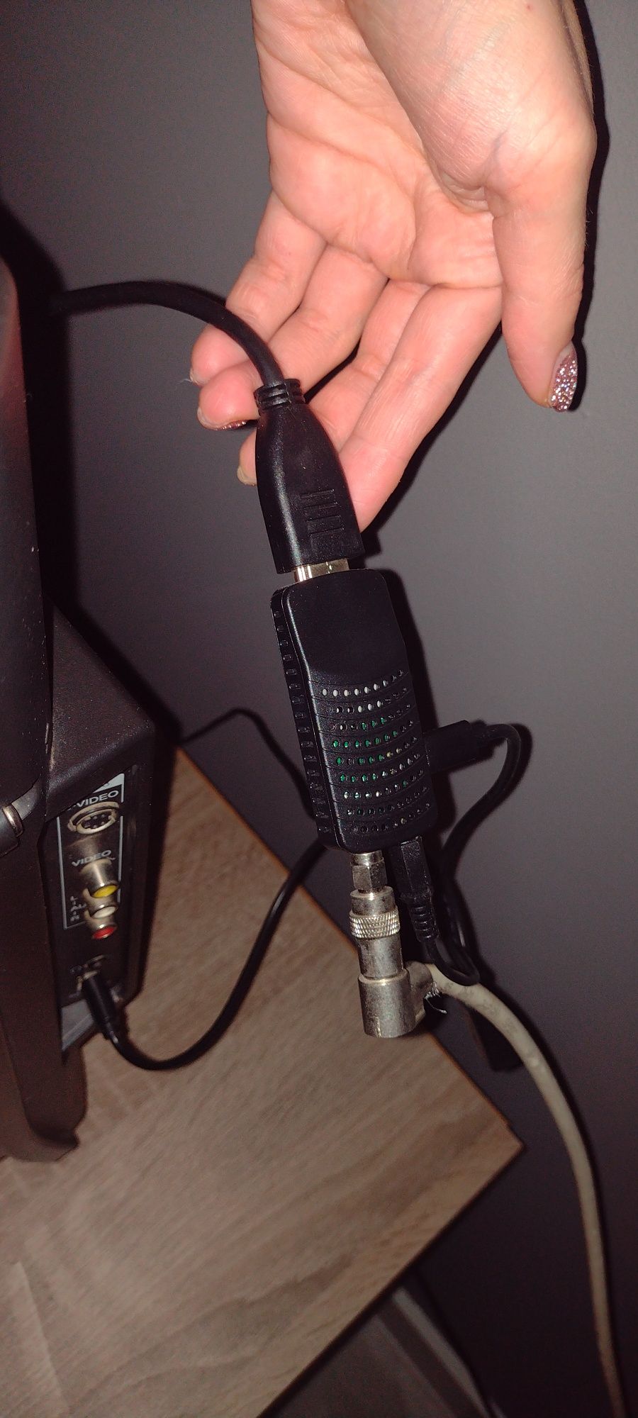 Telewizor SHARP 32 cale