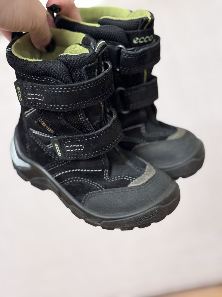 Kozaki sniegowce na zimę 24 czarne goretex idealne na rzepy